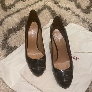 Bally Heels
